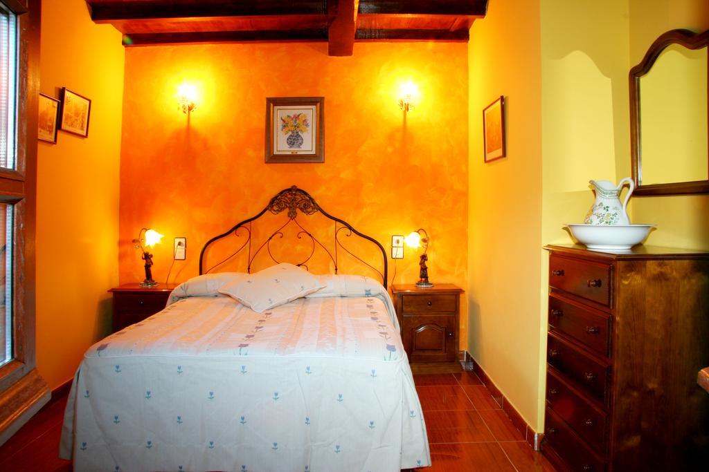 Casas Rurales Prieto Cortes  Værelse billede